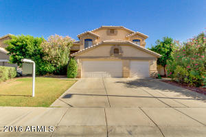 1925 E Arabian Dr, Gilbert, AZ 85296 photo 2