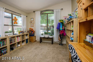 4708 E Lone Cactus Dr, Phoenix, AZ 85050 photo 17