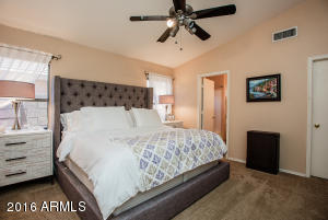 4708 E Lone Cactus Dr, Phoenix, AZ 85050 photo 24