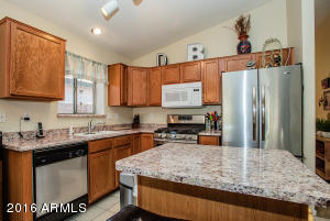 4708 E Lone Cactus Dr, Phoenix, AZ 85050 photo 6
