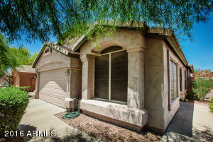 4708 E Lone Cactus Dr, Phoenix, AZ 85050 photo 2