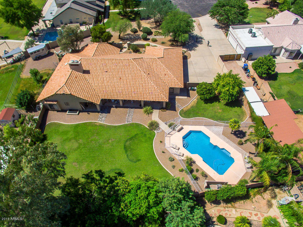 1912 E Bruce Ave, Gilbert, AZ 85234 photo 2