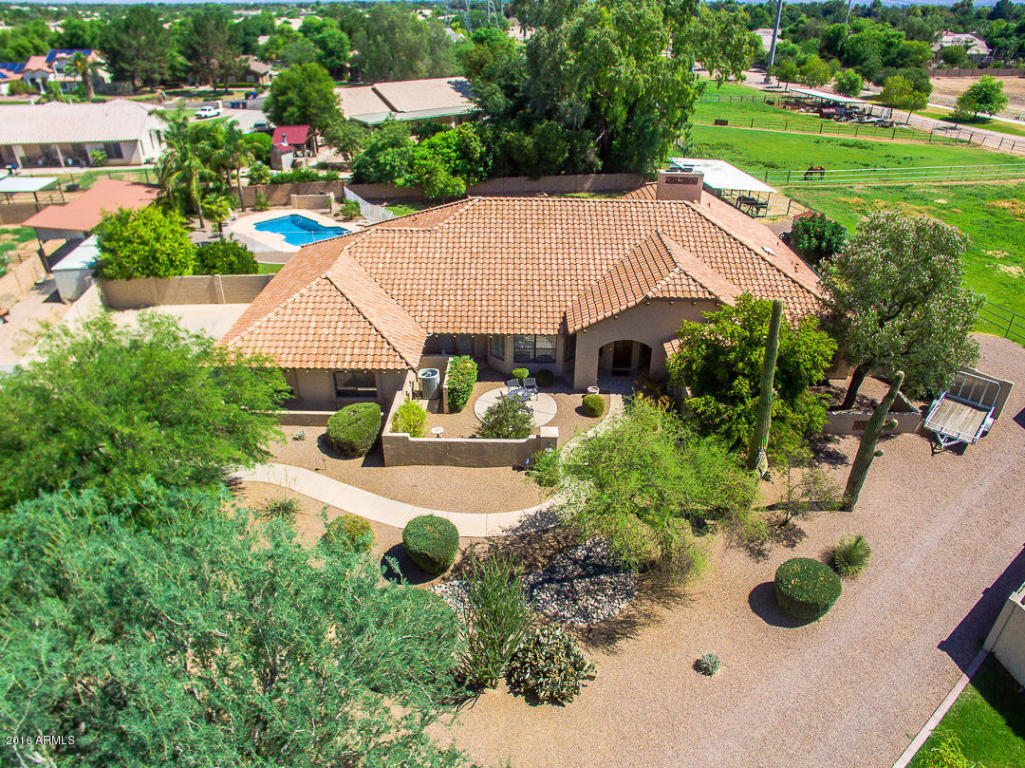 1912 E Bruce Ave, Gilbert, AZ 85234 photo 1