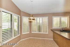 38 E Caroline Ln, Tempe, AZ 85284 photo 5