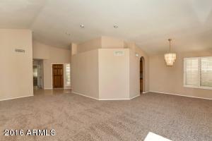 38 E Caroline Ln, Tempe, AZ 85284 photo 3