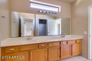 1538 W Devon Dr, Gilbert, AZ 85233 photo 11