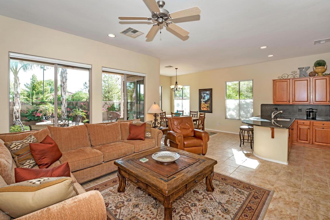 4660 E Donato Dr, Gilbert, AZ 85298 photo 9