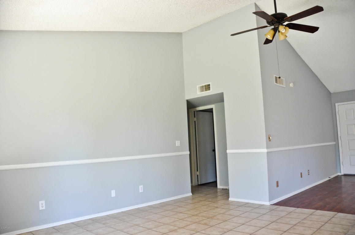 1009 E Wickieup Ln, Phoenix, AZ 85024 photo 7