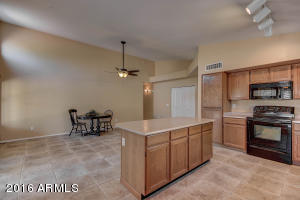 7017 E Lakeview Ave, Mesa, AZ 85209 photo 15