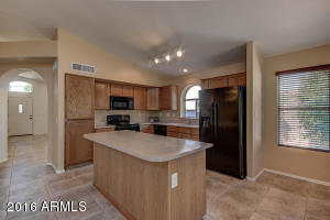 7017 E Lakeview Ave, Mesa, AZ 85209 photo 12