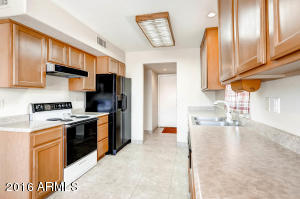 536 E Marco Polo Rd, Phoenix, AZ 85024 photo 3