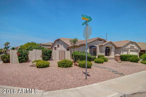 4394 S Ryan Ct, Gilbert, AZ 85297 photo 3