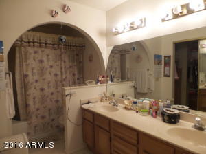 1426 E Commerce Ave, Gilbert, AZ 85234 photo 9