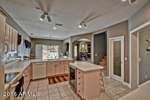 6342 W Hackamore Dr, Phoenix, AZ 85083 photo 9