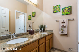 2721 E Brooks St, Gilbert, AZ 85296 photo 19