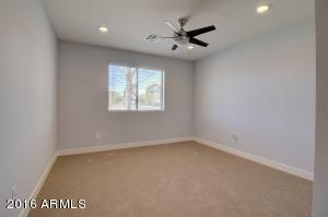 308 E Pebble Beach Dr, Tempe, AZ 85282 photo 3