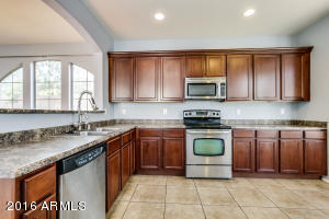 1801 E Donner Dr, Phoenix, AZ 85042 photo 2