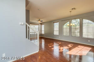 1801 E Donner Dr, Phoenix, AZ 85042 photo 9
