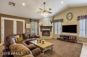 3952 E Fairbrook Cir, Mesa, AZ 85205 photo 8