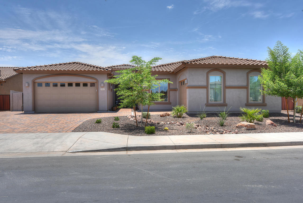921 E Holbrook St, Gilbert, AZ 85298 photo 1