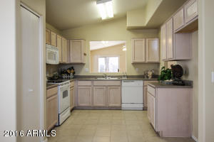 2327 E Aire Libre Ave, Phoenix, AZ 85022 photo 5