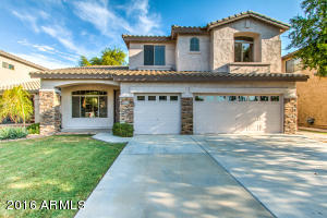 1703 E Cotton Ct, Gilbert, AZ 85234 photo 2
