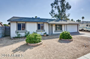 3552 E Helena Dr, Phoenix, AZ 85032 photo 2