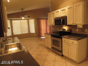 7740 E Decatur Cir, Mesa, AZ 85207 photo 3