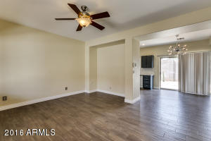 2618 E Weldon Ave, Phoenix, AZ 85016 photo 2