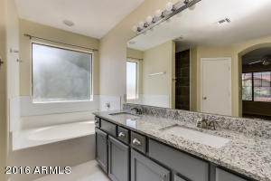 2618 E Weldon Ave, Phoenix, AZ 85016 photo 16