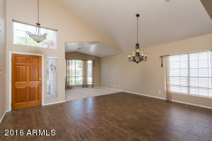 4663 E Kelly Dr, Gilbert, AZ 85234 photo 5