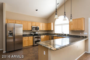 4663 E Kelly Dr, Gilbert, AZ 85234 photo 9