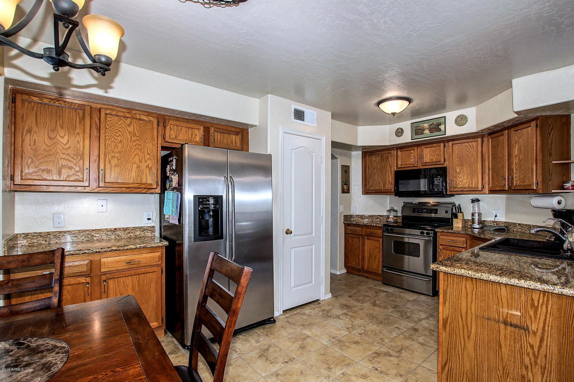 1533 W Pacific Dr, Gilbert, AZ 85233 photo 14
