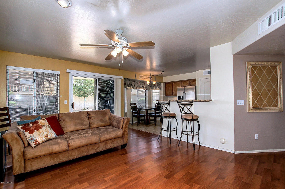1533 W Pacific Dr, Gilbert, AZ 85233 photo 11
