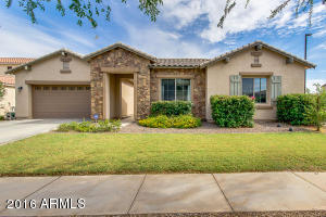 2900 E Flower St, Gilbert, AZ 85298 photo 1