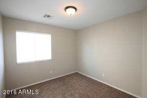 6041 W Odeum Ln, Phoenix, AZ 85043 photo 12