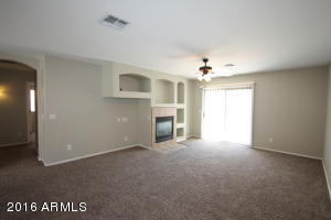 6041 W Odeum Ln, Phoenix, AZ 85043 photo 9