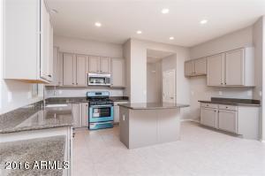2851 E Temple Ct, Gilbert, AZ 85296 photo 5