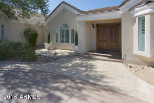 2546 E Melrose St, Gilbert, AZ 85297 photo 5