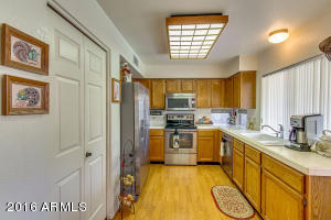 2325 E Millbrae Ct, Gilbert, AZ 85234 photo 8