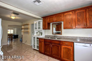 1440 E Weldon Ave, Phoenix, AZ 85014 photo 5