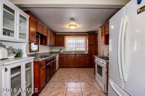1440 E Weldon Ave, Phoenix, AZ 85014 photo 3