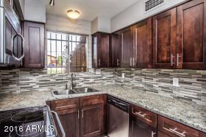 3036 N 32nd St #302, Phoenix, AZ 85018 photo 9