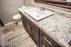  3036 N 32nd St #302, Phoenix, AZ 85018 photo 16