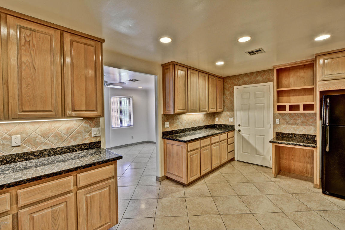 2906 E Danbury Rd, Phoenix, AZ 85032 photo 14