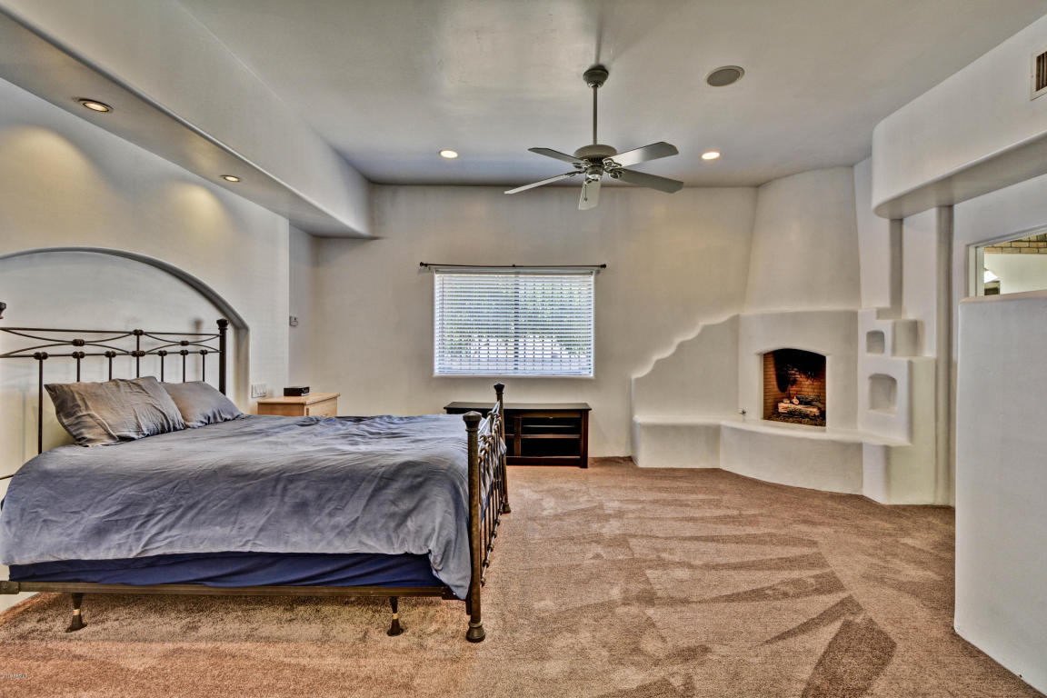 2906 E Danbury Rd, Phoenix, AZ 85032 photo 32