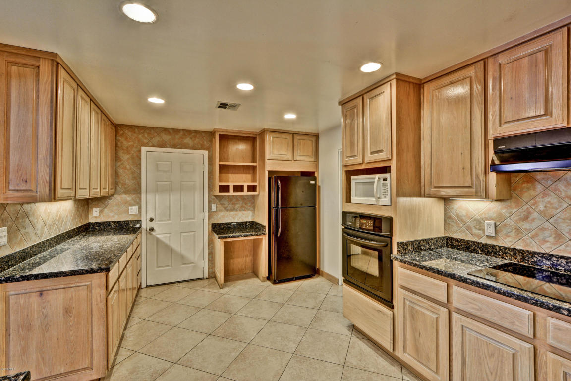 2906 E Danbury Rd, Phoenix, AZ 85032 photo 13