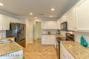 8721 E Nido Cir, Mesa, AZ 85209 photo 14