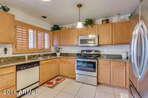 870 N Olympic Dr, Gilbert, AZ 85234 photo 8