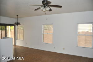 1443 E Beacon Dr, Gilbert, AZ 85234 photo 4